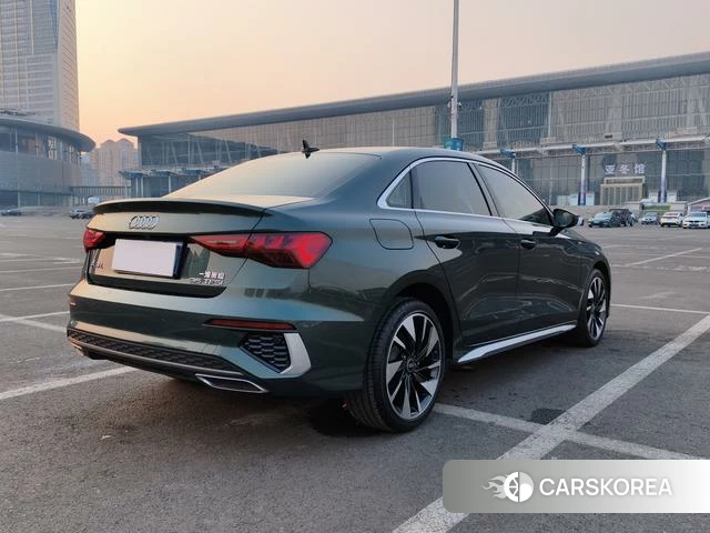 Audi A3 2023 Зеленый из Китая