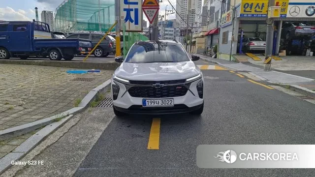 Chevrolet (GM Daewoo) Trax Crossover 2025 Жемчужный цвет из Кореи