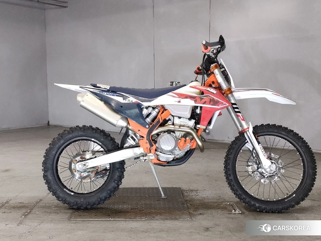 Проданный KTM 350EXC-F SIXDAYS 2023 из Японии