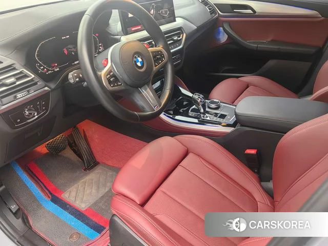 BMW X4 2024 Серебристо-серый из Китая