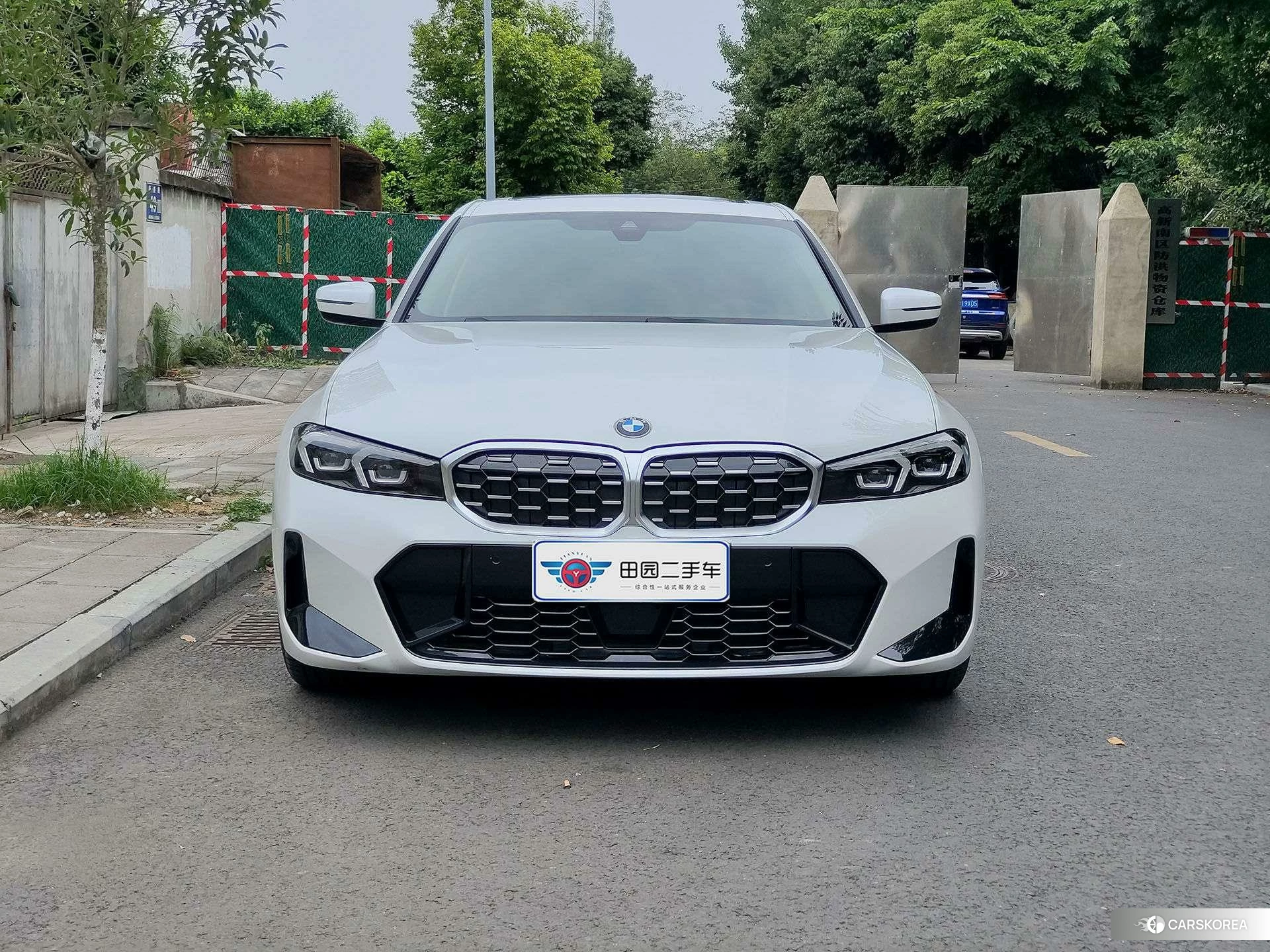 BMW 3 series 2024 Белый из Китая