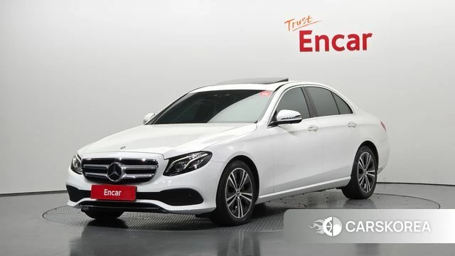 Mercedes-Benz E-Class W213 2020 Белый из Кореи