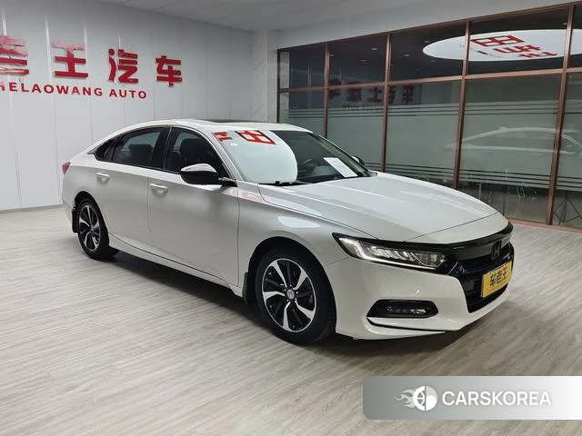 Honda Accord 2021 Белый из Китая