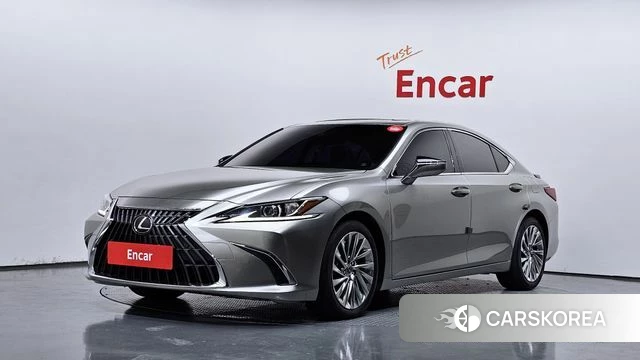 Lexus ES300h 7th generation 2022 Серый из Кореи