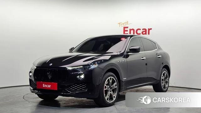 Maserati Levante 2018 Черный из Кореи