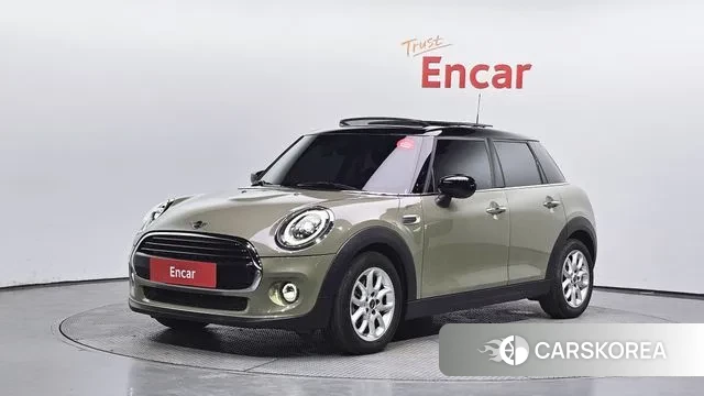 Mini Cooper 2020 Золотой из Кореи