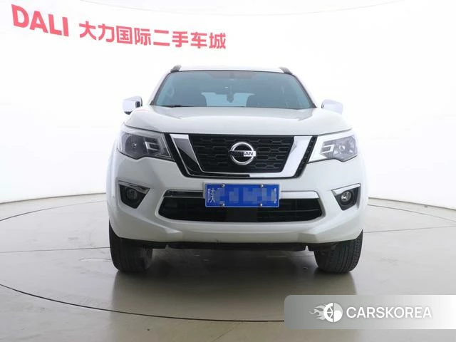Nissan Tuda 2022 Белый из Китая