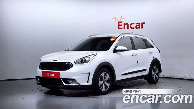 Kia Niro 2018 Белый из Кореи