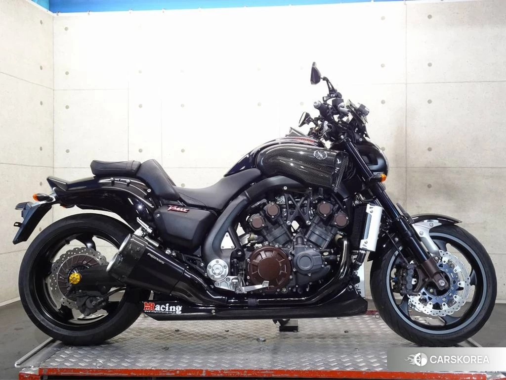 Проданный Yamaha V-MAX 2010 из Японии