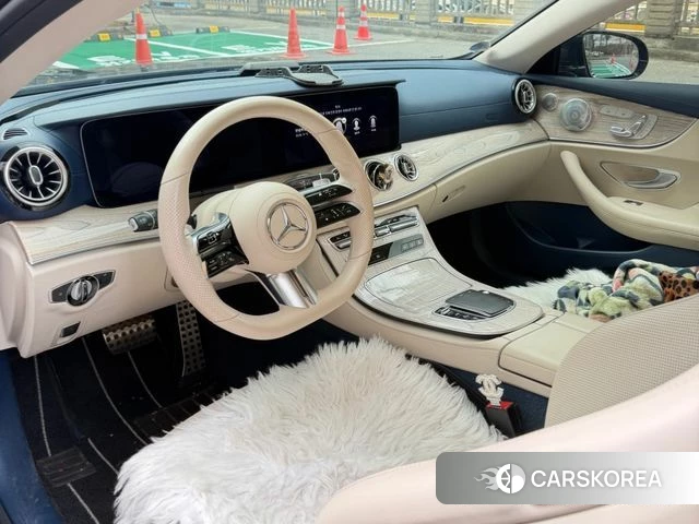 Mercedes-Benz E-Class W213 2021 Черный из Кореи