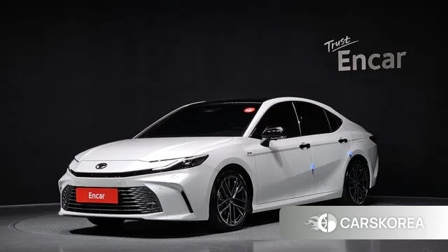 Toyota Camry (XV80) 2025 Белый из Кореи