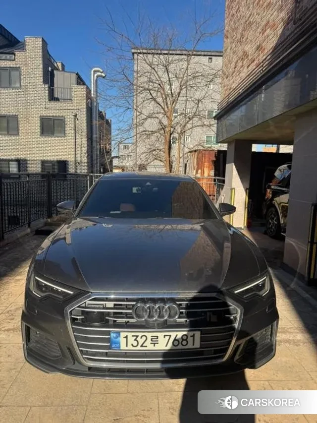 Audi A6 (C8) 2021 Серый из Кореи