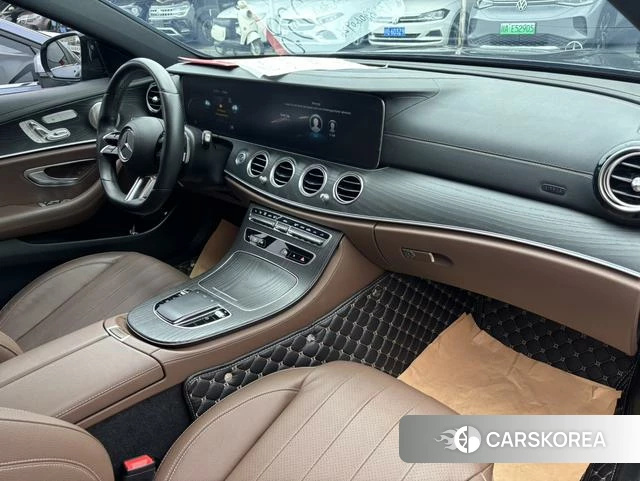 Mercedes-Benz E-class (imported) 2022 Черный из Китая