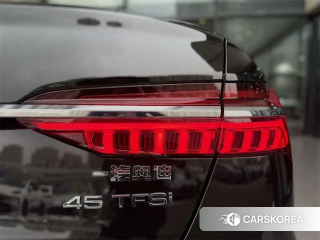 Audi A6L 2024 Черный из Китая