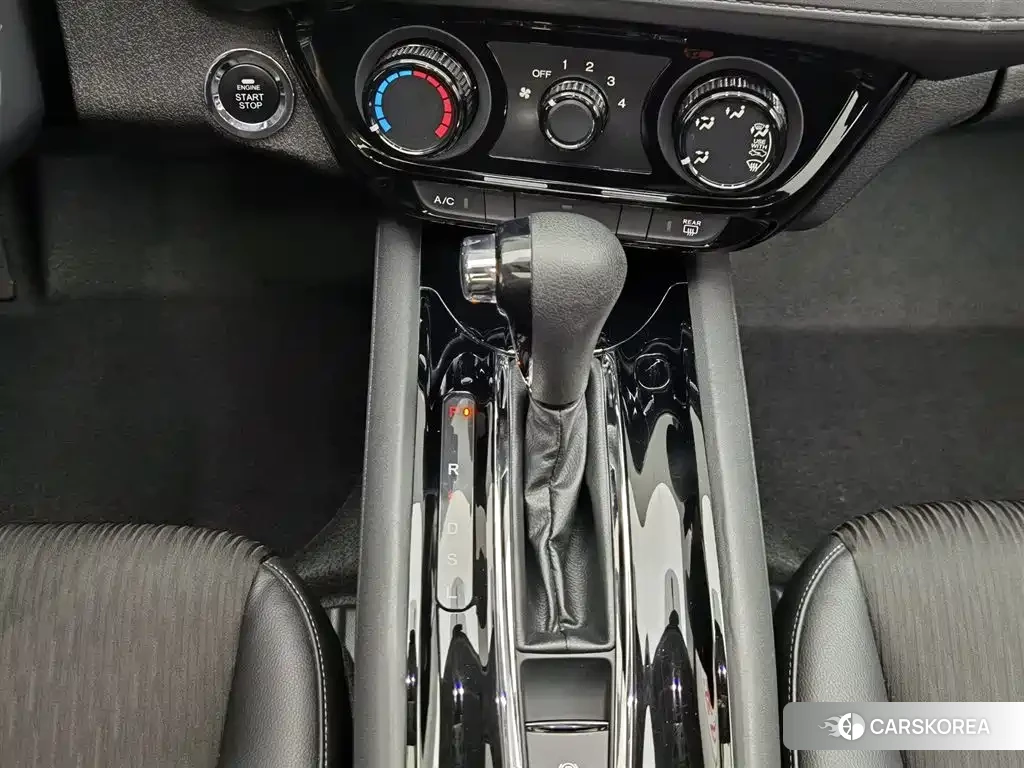 Honda Vezel 2022 Черный из Китая