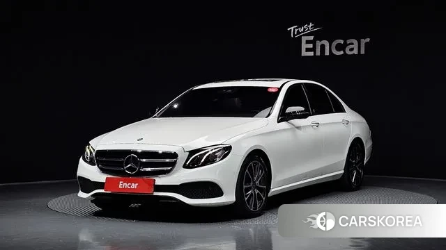 Mercedes-Benz E-Class W213 2020 Белый из Кореи