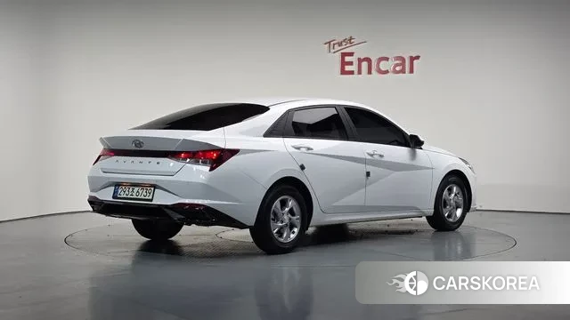 Hyundai Avante (CN7) 2021 Белый из Кореи
