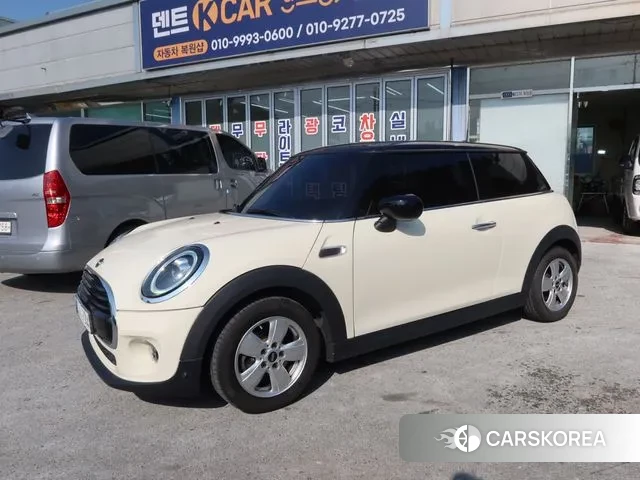 Mini Cooper 2021 Белый из Кореи