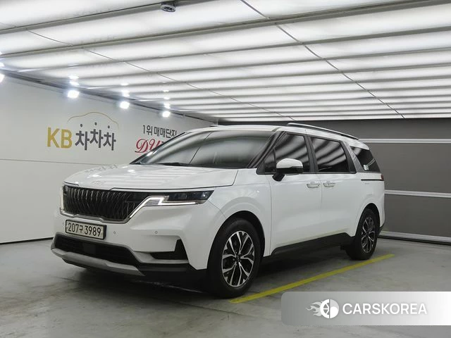 Kia Carnival 4th generation 2023 Белый из Кореи