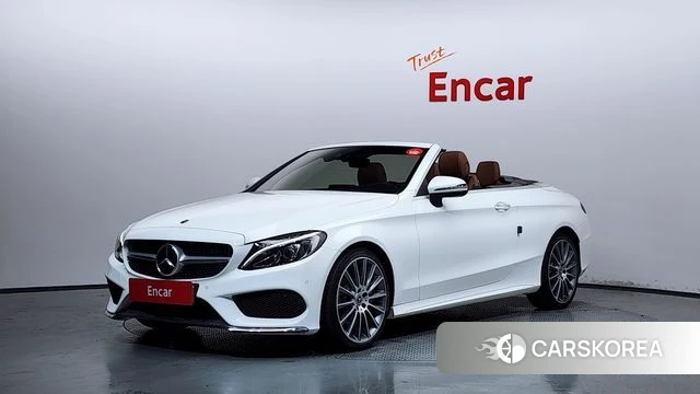 Mercedes-Benz C-Class W205 2018 Белый из Кореи