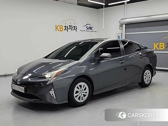Toyota Prius 4th Generation 2018 Серый из Кореи