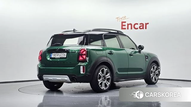 Mini Cooper S Countryman 2024 Темно-зеленый из Кореи