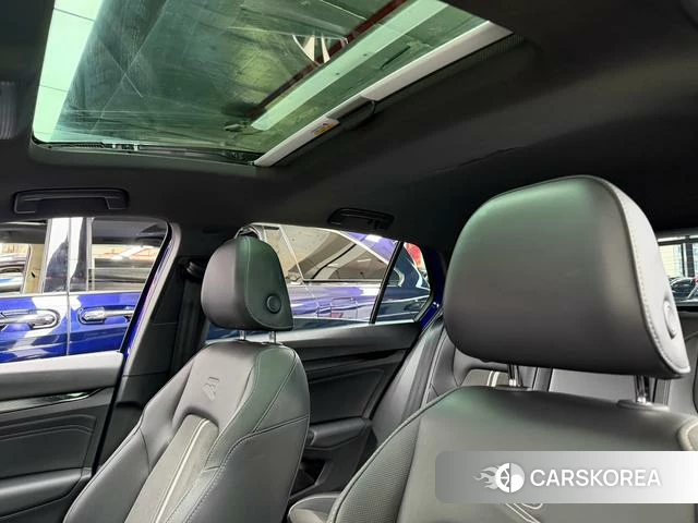 Volkswagen Golf 2024 Синий из Китая