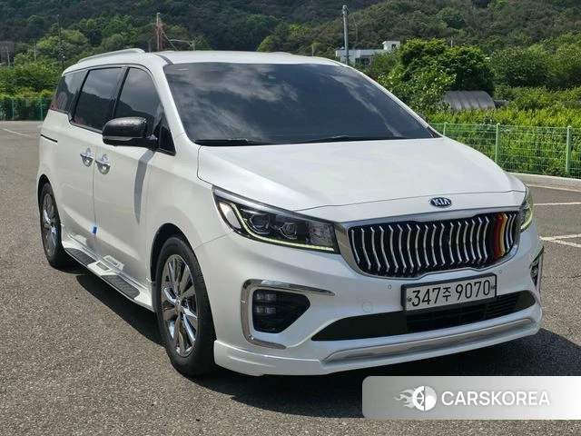 Kia The New Carnival 2018 Белый из Кореи