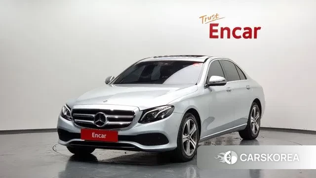 Mercedes-Benz E-Class W213 2019 Серебряный из Кореи