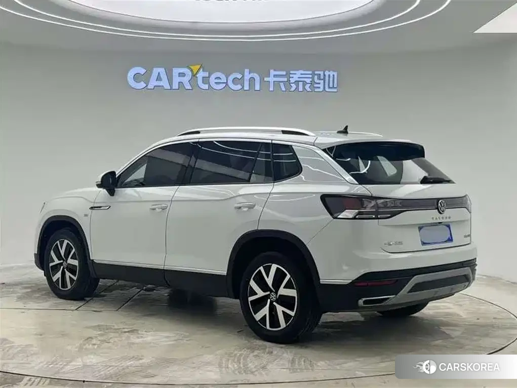 Volkswagen Tayron 2023 Белый из Китая