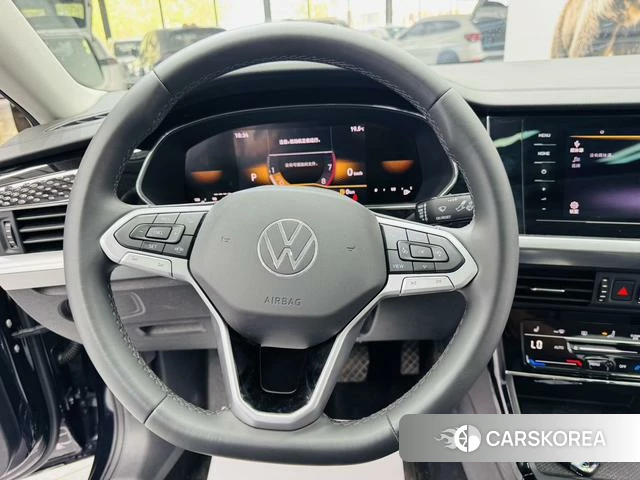 Volkswagen Passat 2022 Черный из Китая