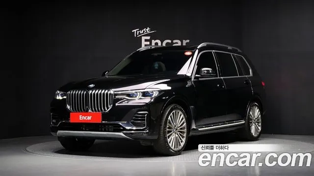 BMW X7 (G07) 2021 Черный из Кореи