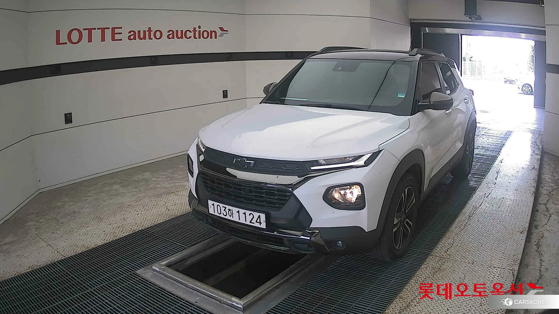Korea G M TrailBlazer 1.35 Turbo FWD 2022 Белый из Кореи