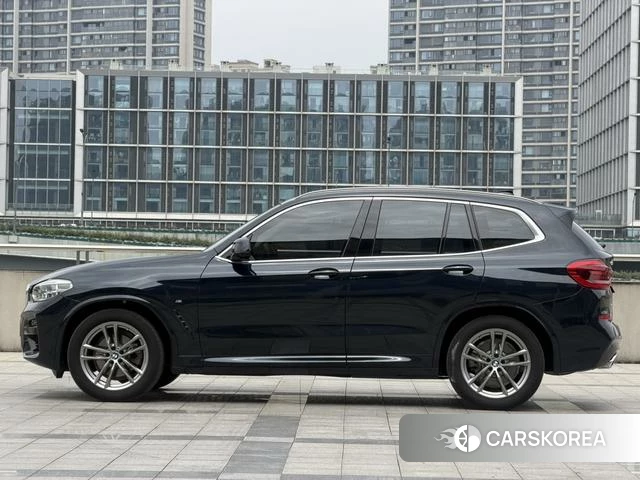 BMW X3 2021 Черный из Китая