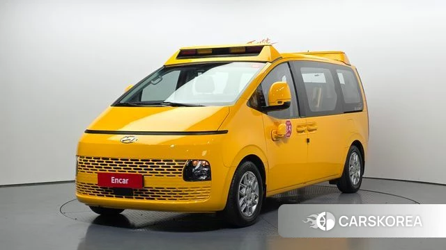 Hyundai Staria 2022 Желтый из Кореи