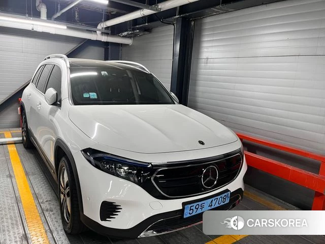 Mercedes-Benz EQB X243 2023 Белый из Кореи