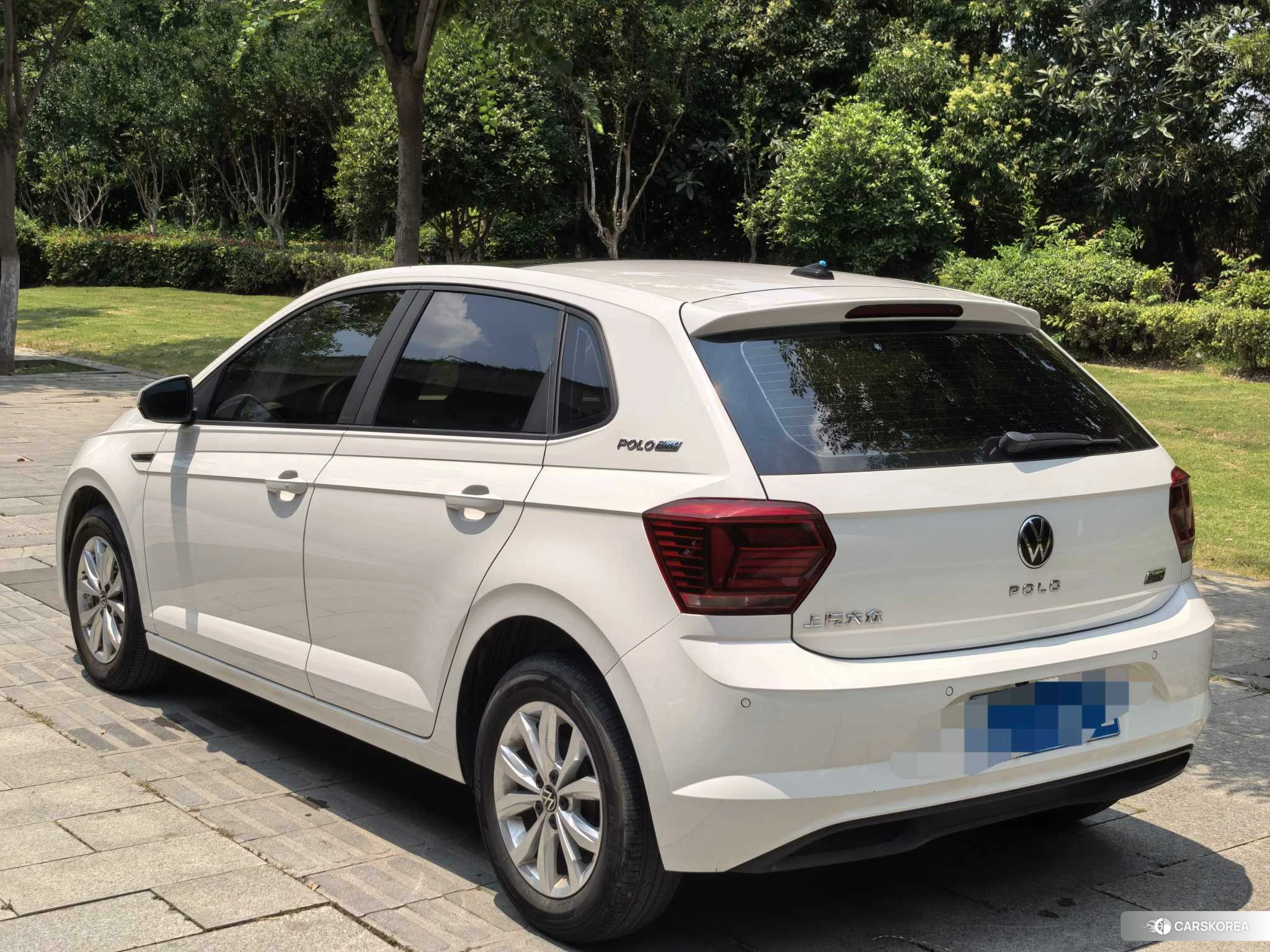 Volkswagen Polo 2021 Белый из Китая