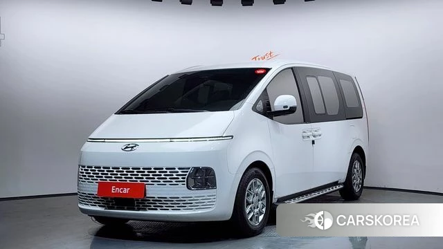 Hyundai Staria 2023 Белый из Кореи