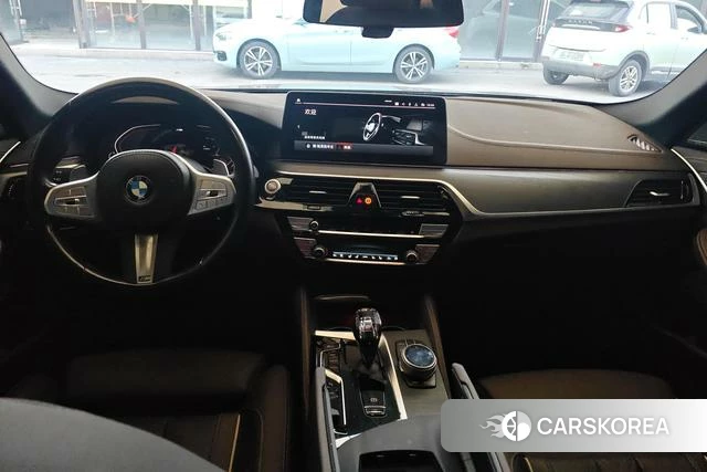 BMW 5 series 2023 Черный из Китая