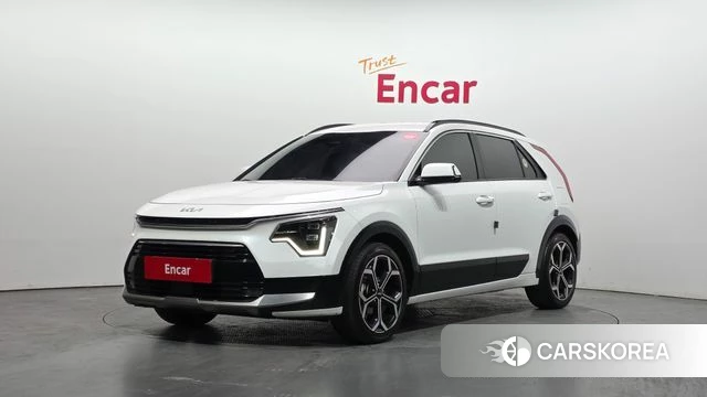 Kia Di Ol Nu Niro 2022 Белый из Кореи