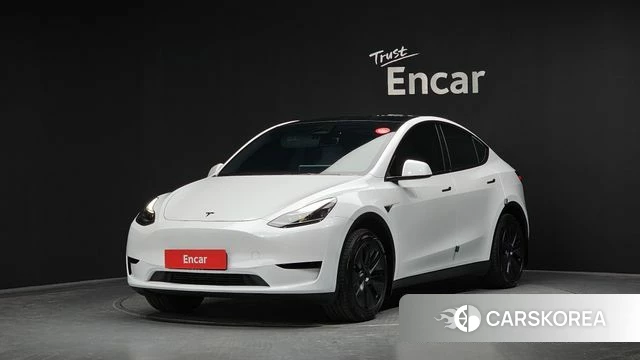 Tesla Model Y 2024 Белый из Кореи