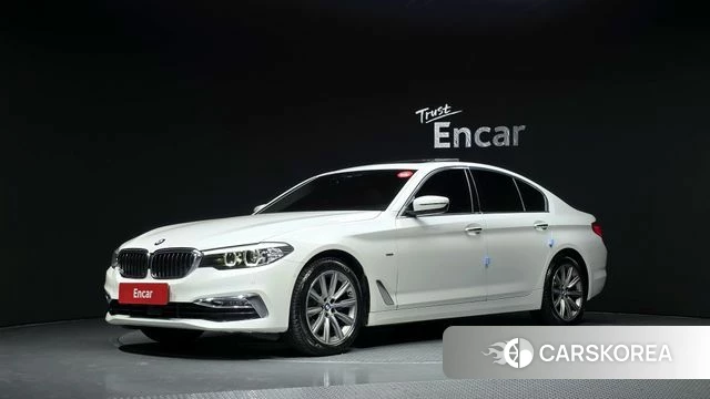 BMW 5 Series (G30) 2018 Белый из Кореи