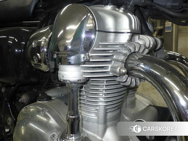 Engine photo
