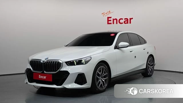 BMW 5 Series (G60) 2025 Белый из Кореи