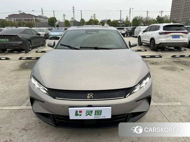 BYD Han DM 2025 Шампань из Китая