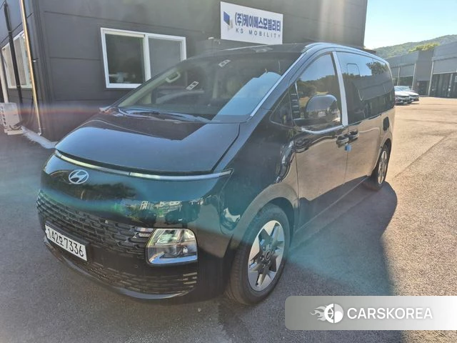 Hyundai Staria 2025 Черный из Кореи