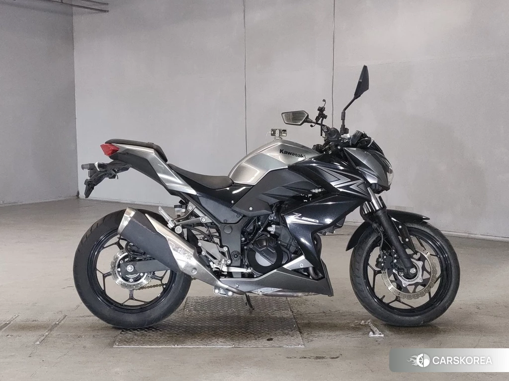 Проданный Kawasaki Z250 2015 из Японии, фото 2