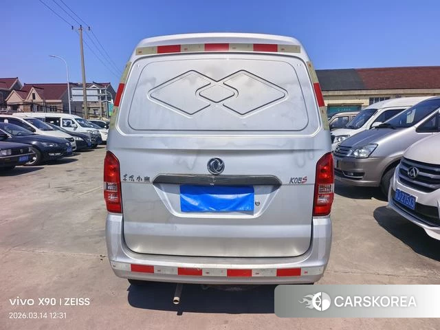Dongfeng Xiaokang K05S 2021 Серебристо-серый из Китая