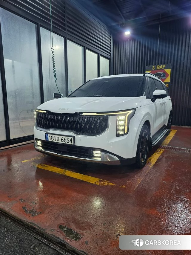 Kia The New Carnival 4th Generation 2023 Белый из Кореи