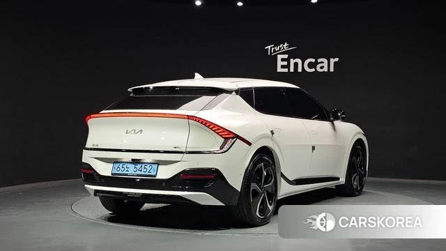 Kia EV6 2022 Белый из Кореи